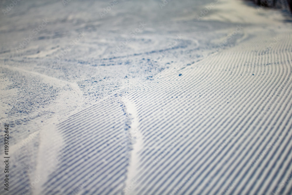 HOW TO NAVIGATE SNOW GROOMING ON BRECK SLOPES: CORDUROY VS. POWDER TIPS HOW TO NAVIGATE SNOW GROOMING ON BRECK SLOPES: CORDUROY VS. POWDER TIPS