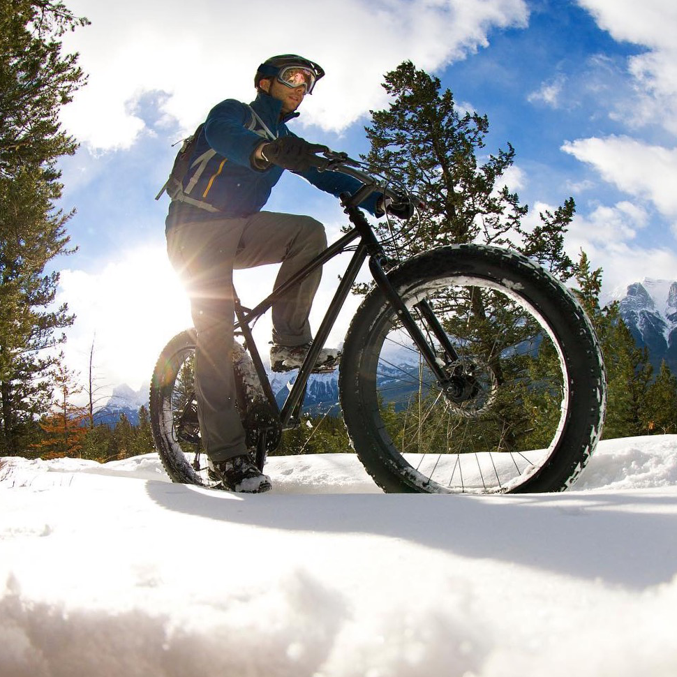 WHERE TO RENT FAT‑TIRE BIKES FOR SNOW TRAILS IN BRECKENRIDGE 