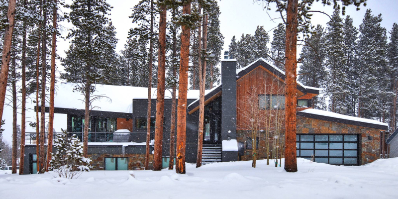 Ski-in/ski-out